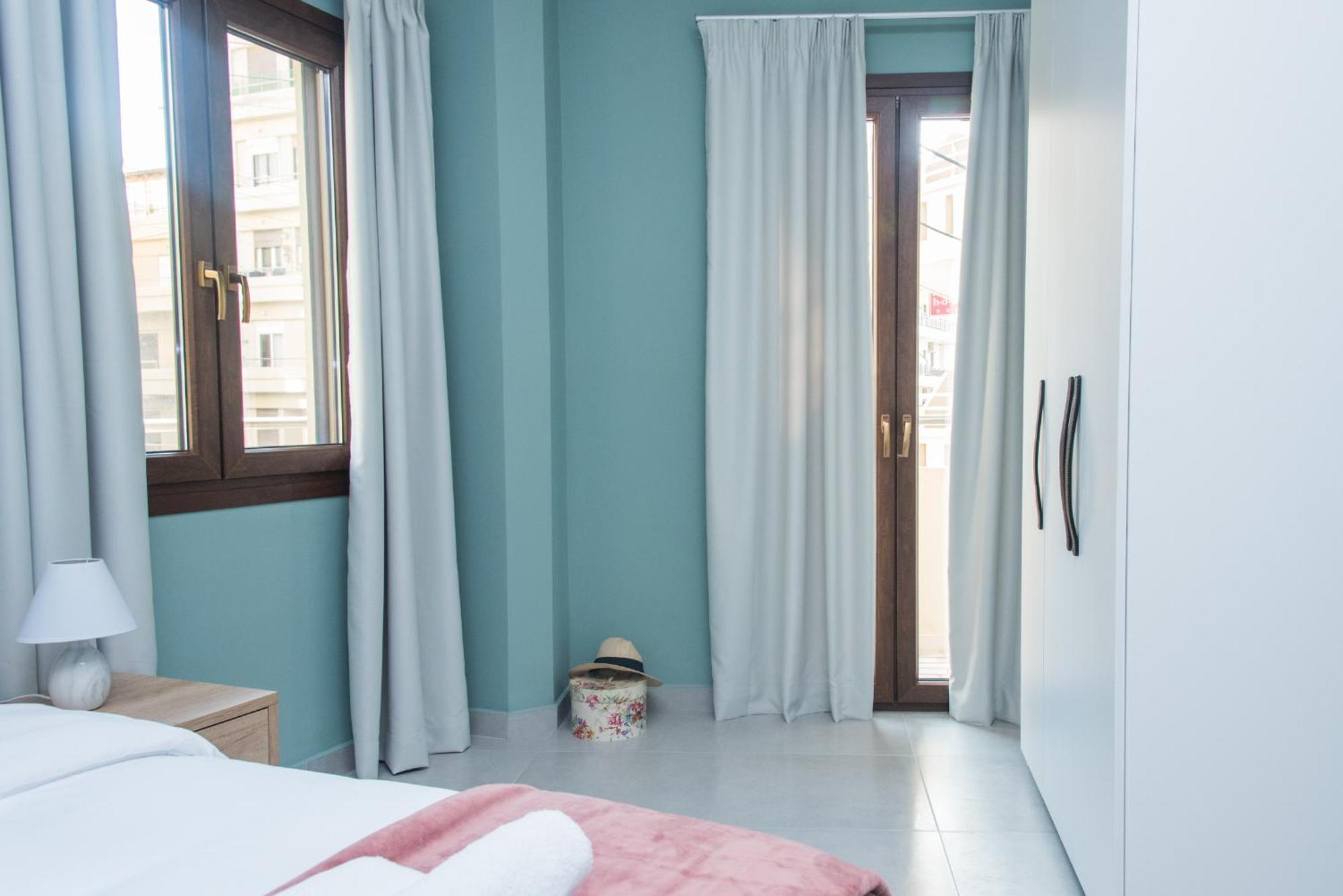 Comfy & Modern Apartment In The Heart Of Heraklion Exteriör bild