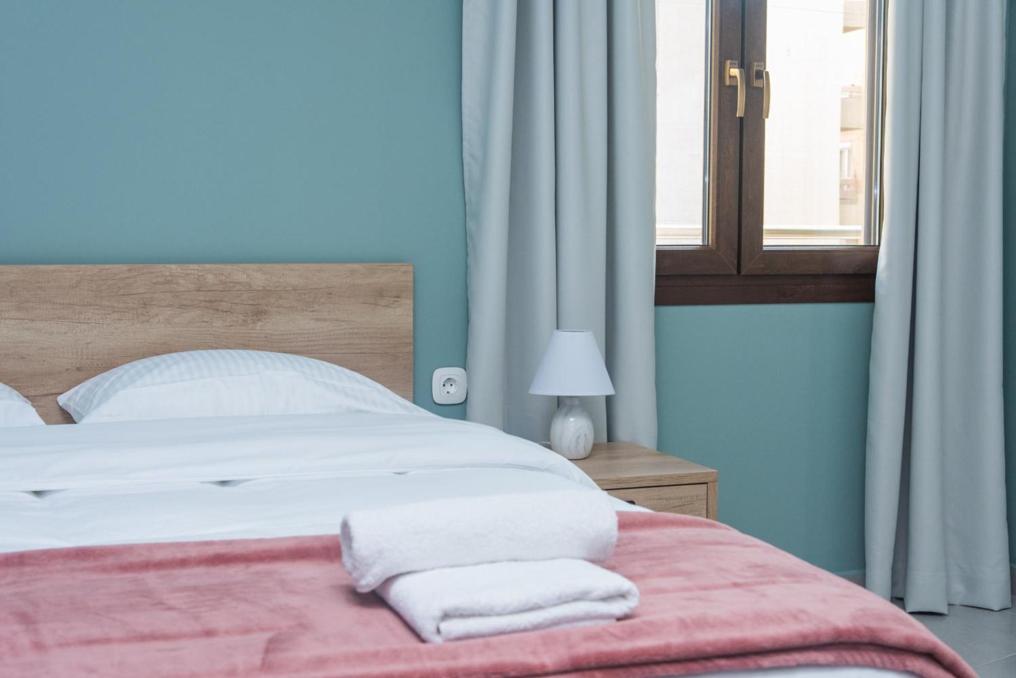 Comfy & Modern Apartment In The Heart Of Heraklion Exteriör bild