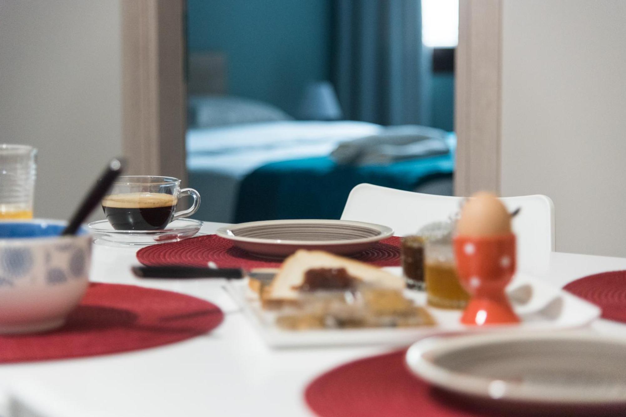 Comfy & Modern Apartment In The Heart Of Heraklion Exteriör bild