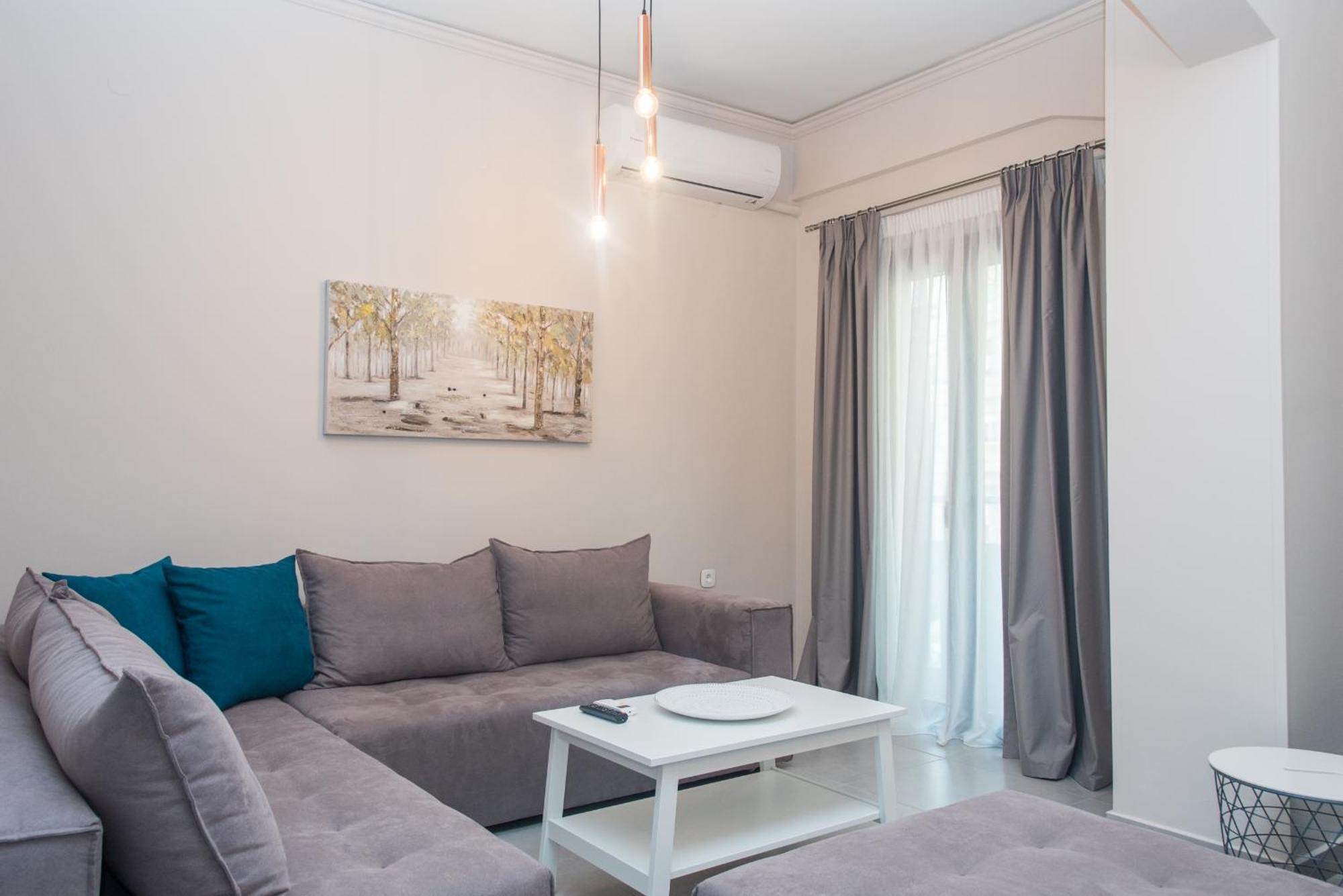 Comfy & Modern Apartment In The Heart Of Heraklion Exteriör bild